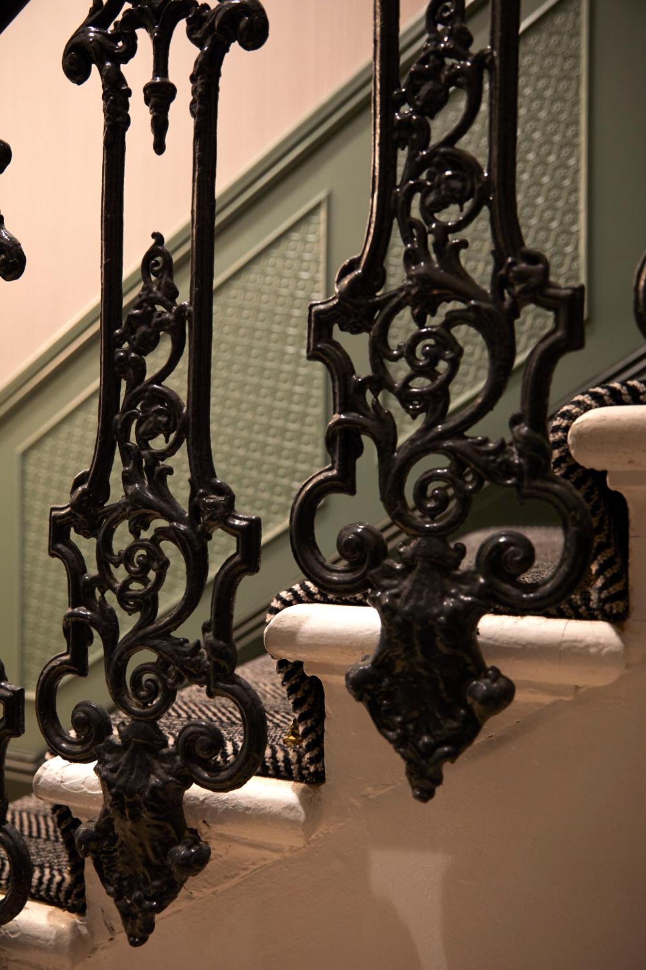The Portico Hotel London Exterior foto