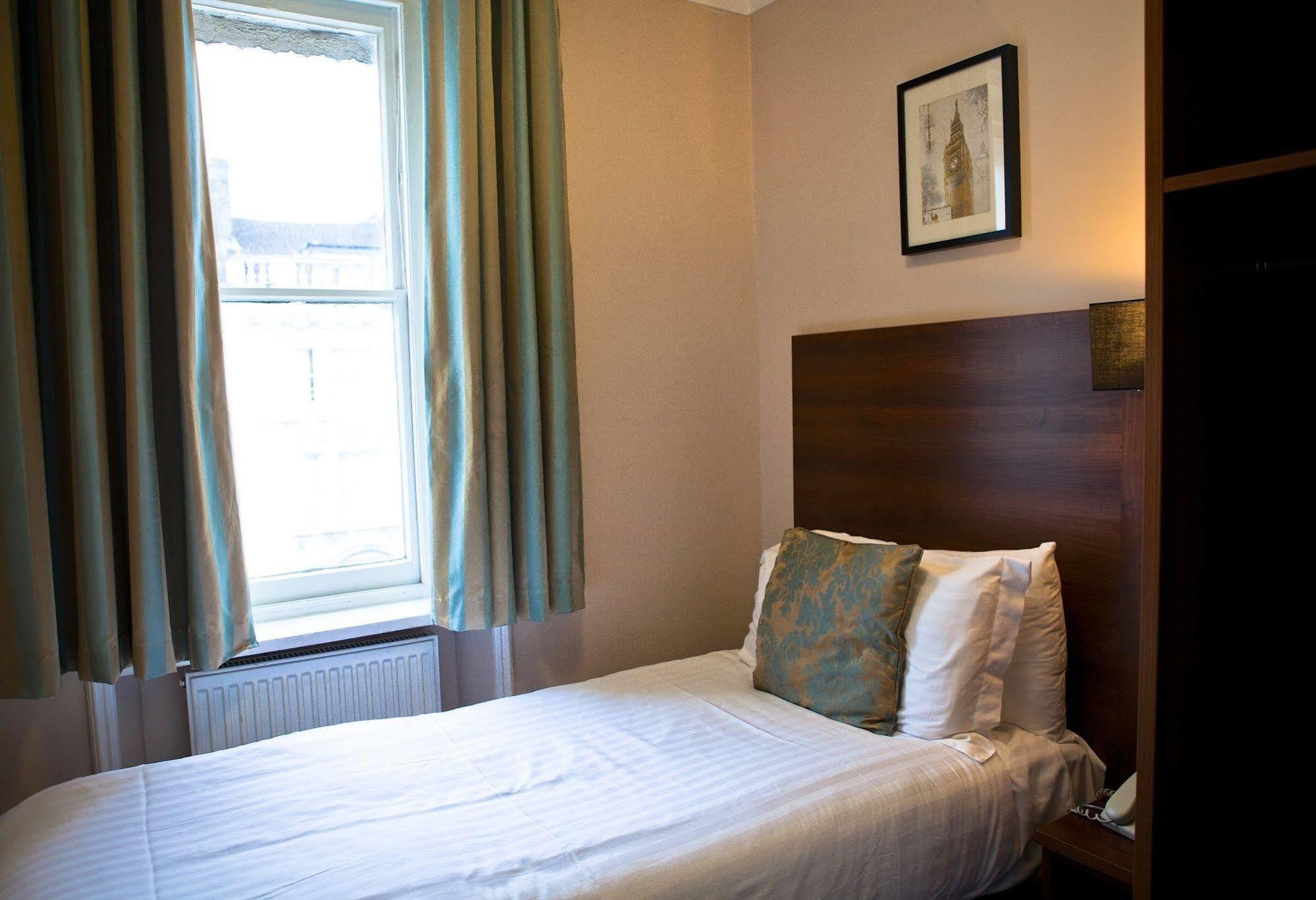 The Portico Hotel London Exterior foto
